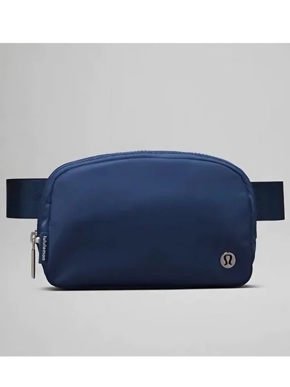 Lululemon Everywhere Belt Bag True Navy Blue Waist Pack - Picture 2 of 7